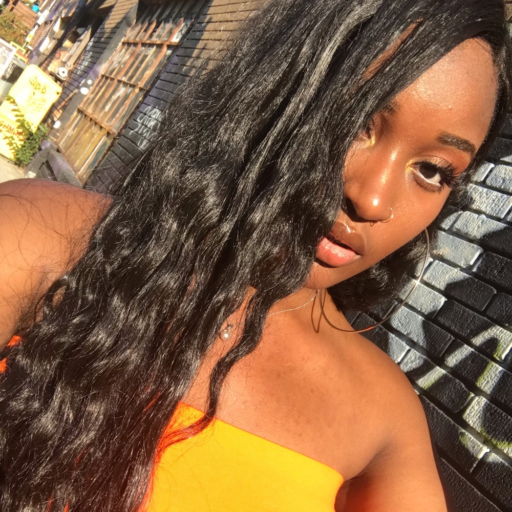 Meet your Posher, Kiana